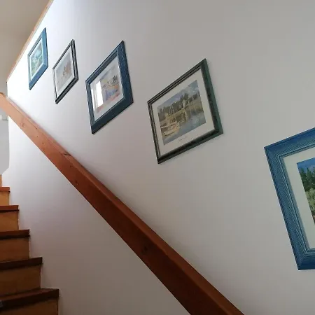 Tamas Batya Kunyhoja