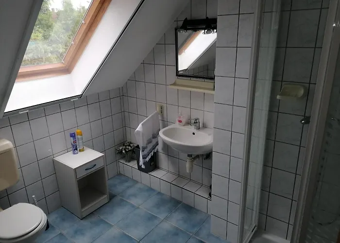 Tamas Batya Kunyhoja *